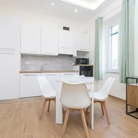 Mickey House Appartement *